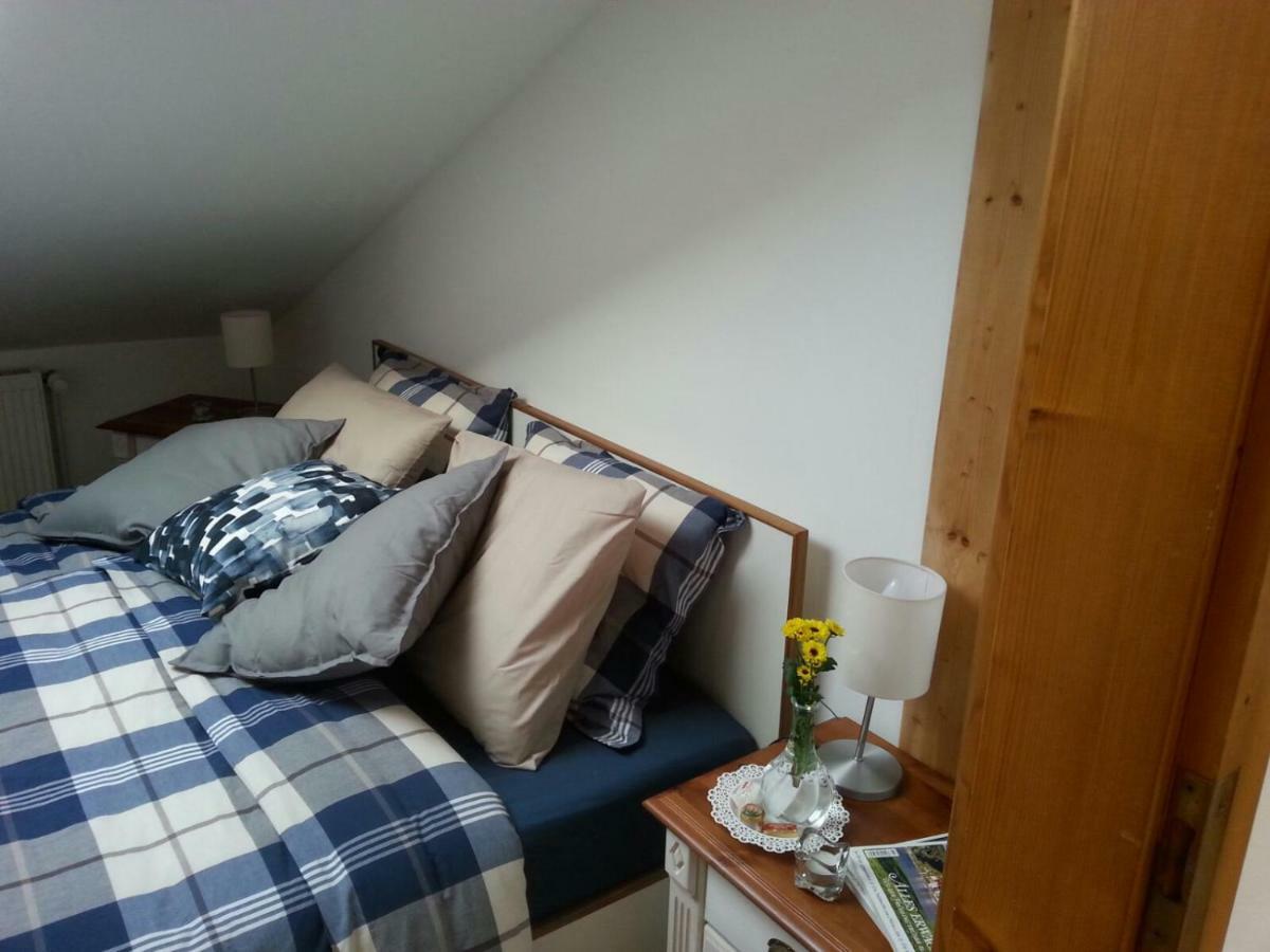 Ferienwohnung Wiesmuehlstrasse Henndorf am Wallersee Esterno foto