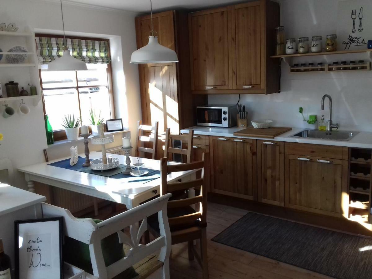 Ferienwohnung Wiesmuehlstrasse Henndorf am Wallersee Esterno foto
