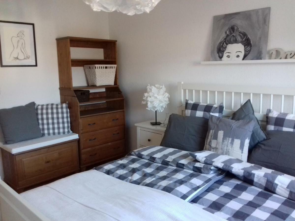Ferienwohnung Wiesmuehlstrasse Henndorf am Wallersee Esterno foto
