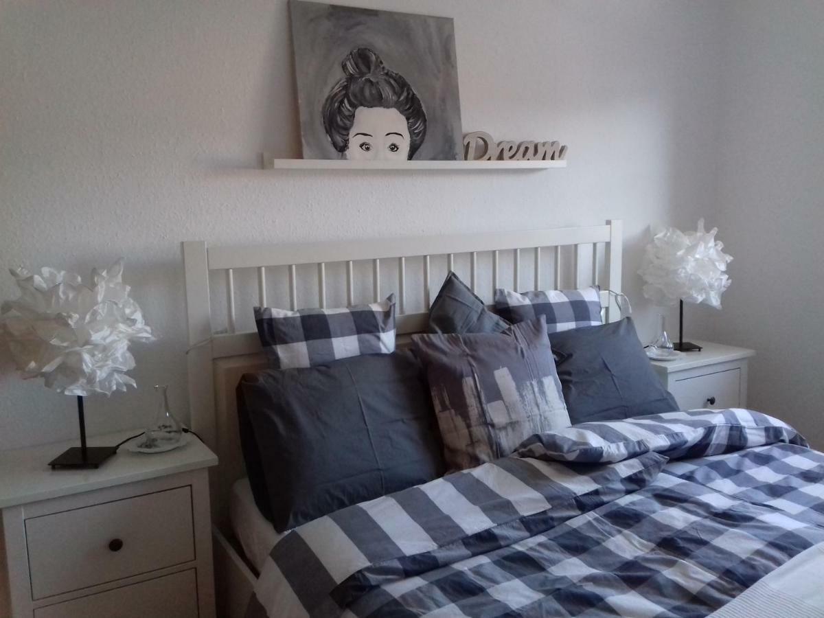 Ferienwohnung Wiesmuehlstrasse Henndorf am Wallersee Esterno foto