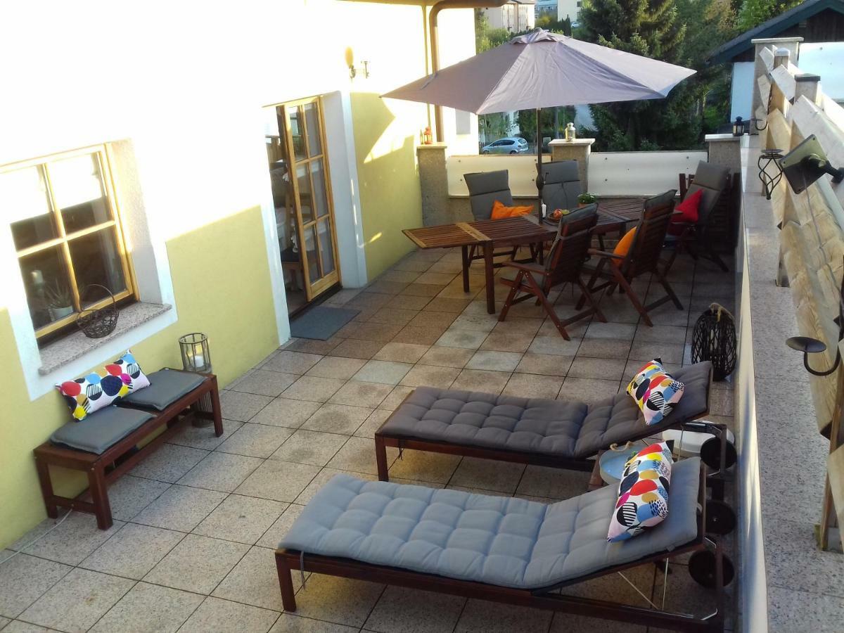 Ferienwohnung Wiesmuehlstrasse Henndorf am Wallersee Esterno foto